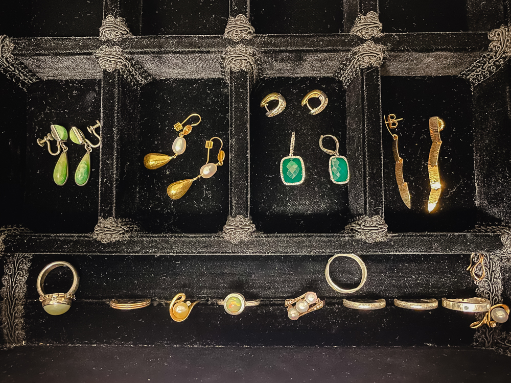 Earrings in tray