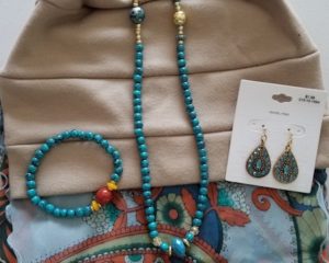 Donate jewelry to charity through Chemocessories. Providing accessory kits for breast cancer support.