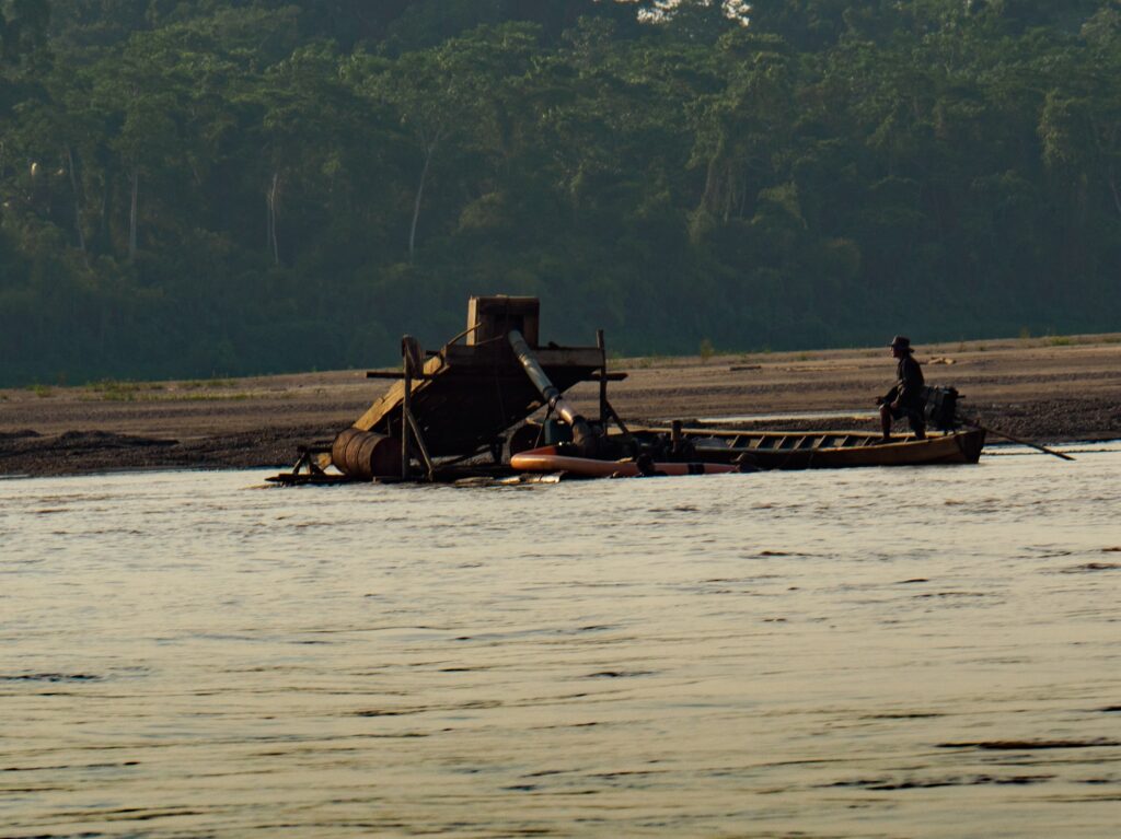 Amazon gold mining equipment